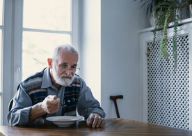 ,,Můžu vydědit syna?" Karel, 78 let