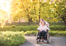Jak hovořit s rodiči o stárnutí – 5 tipů na zahájení a průběh konverzace