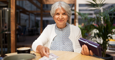 Průvodce seniora světem financí