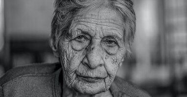 Pracovali jste v Česku i v zahraničí a máte nárok na výchovné?