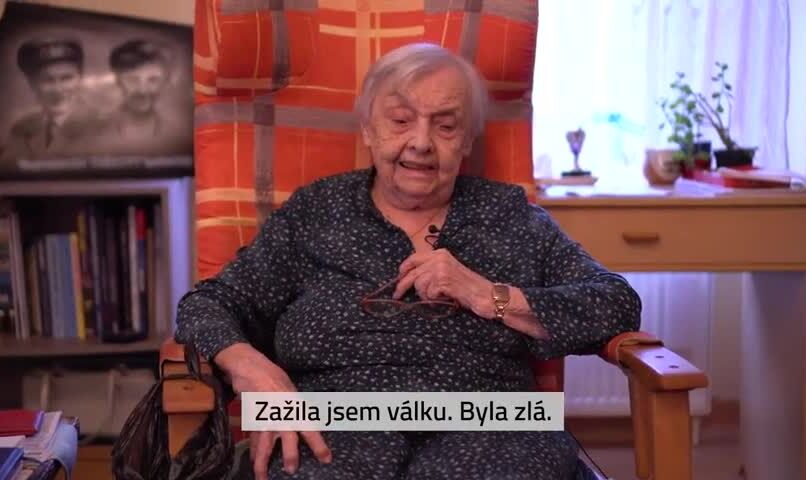 Stáří není procházka růžovým sadem 