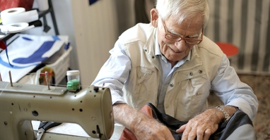 Zdravé stárnutí: S jasnou hlavou, bez velké fyzické bolesti nebo pocitu osamění?