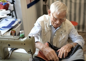 Zdravé stárnutí: S jasnou hlavou, bez velké fyzické bolesti nebo pocitu osamění?