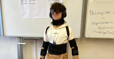 "Díky gerontoobleku jsme zjistili, jak se senioři cítí," říkají studenti gymnázia