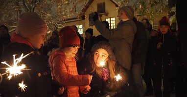 Slavnostní rozsvícení stromu v Michelském dvoře aneb adventní setkání v Sue Ryder